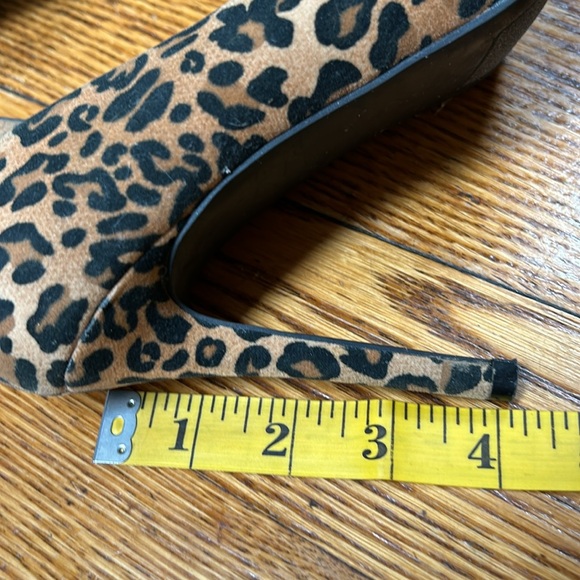 LC Lauren Conrad leopard print 4” heels. Size 7. AS IS!!!!! Inside is peeling - Picture 5 of 8